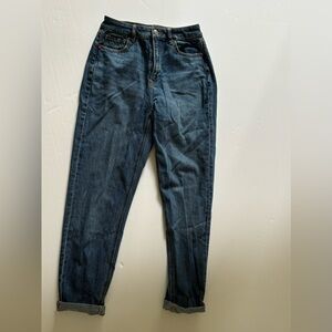 American Eagle Size 2 Cuffed Blue Jeans